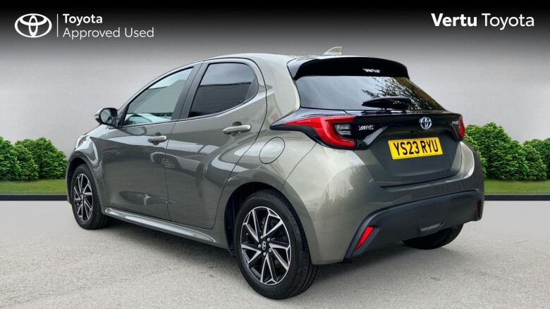 Toyota Yaris 1.5 Hybrid Design 5dr CVT Hybrid Hatchback